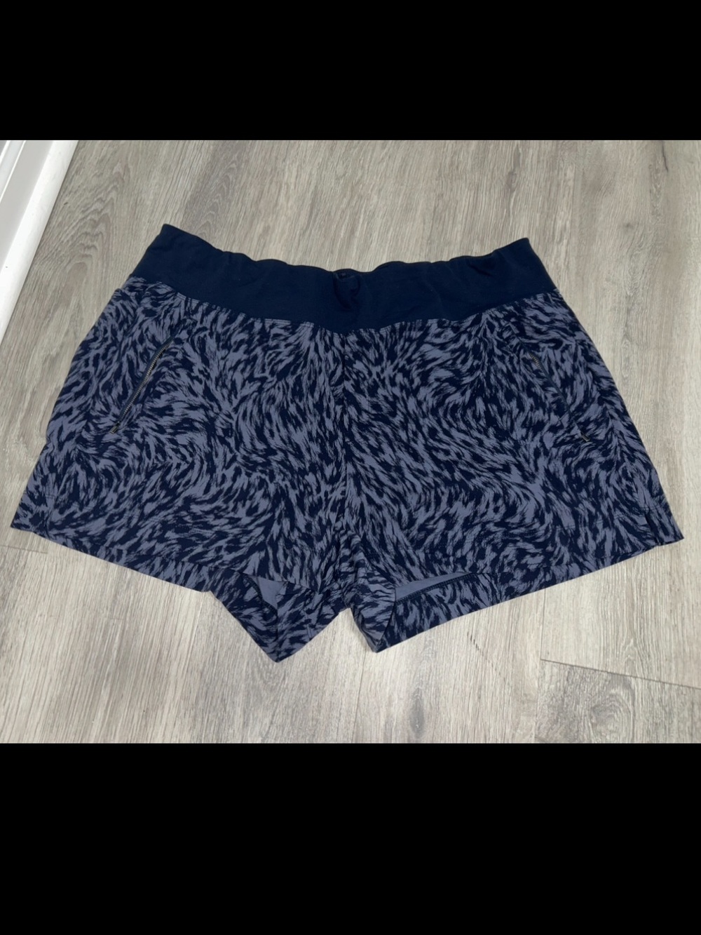 Athleta Navy Abstract Print Athletic Shorts
